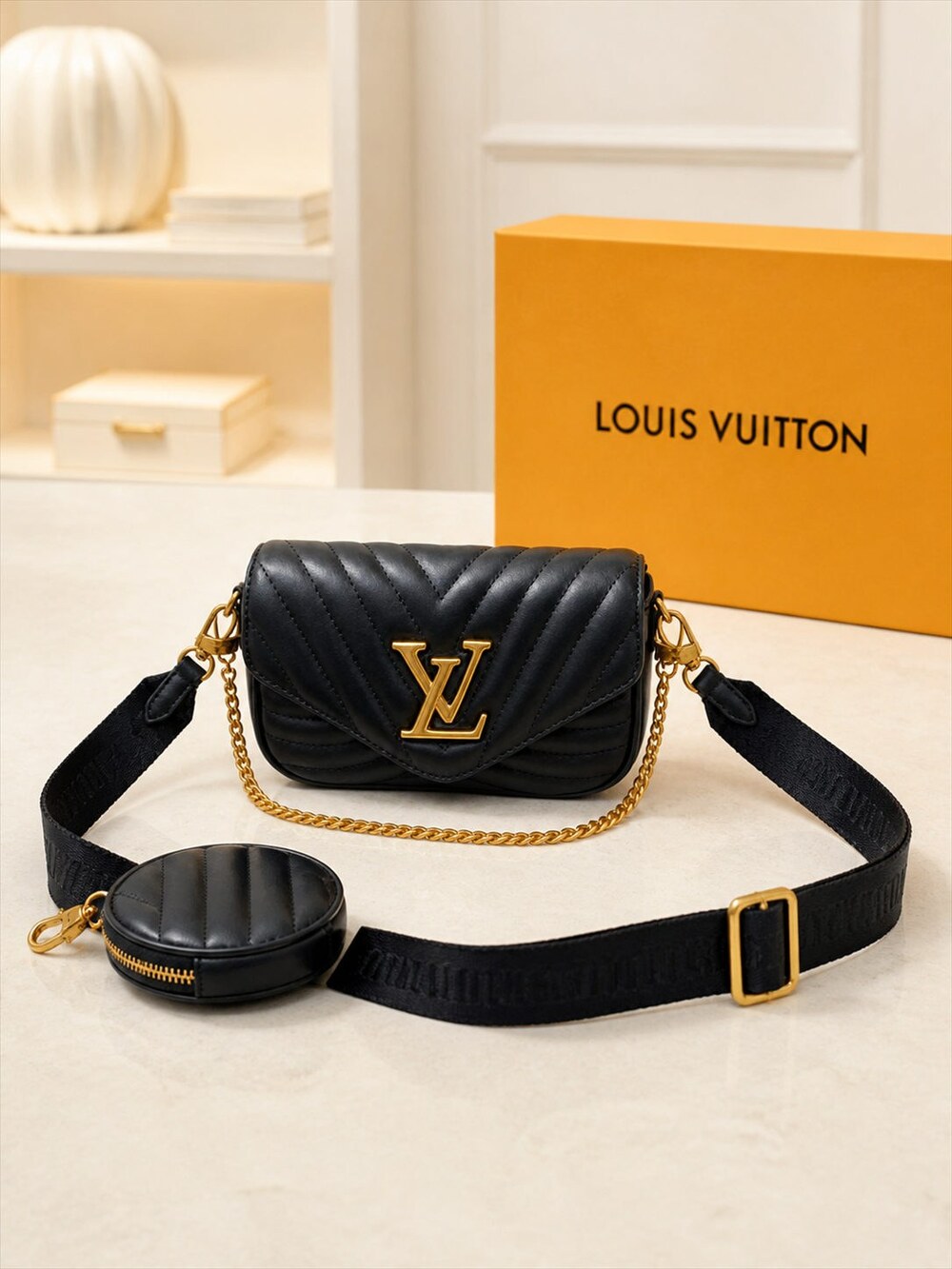 Louis Vuitton Multi Pochette Shoulder Purse in Black Quilted Cowhide